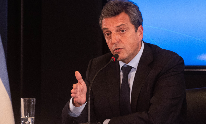 Massa recortó recursos para Educación, Producción, Obras Públicas, Transporte y Salud